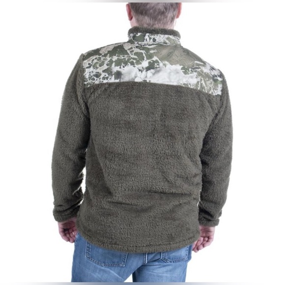 Realtree Olive and Camouflage Fleece Jacket - Picture 4 of 6